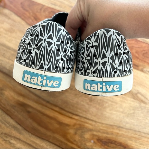 Native Jefferson unisex slip on water shoe - Picture 8 of 11